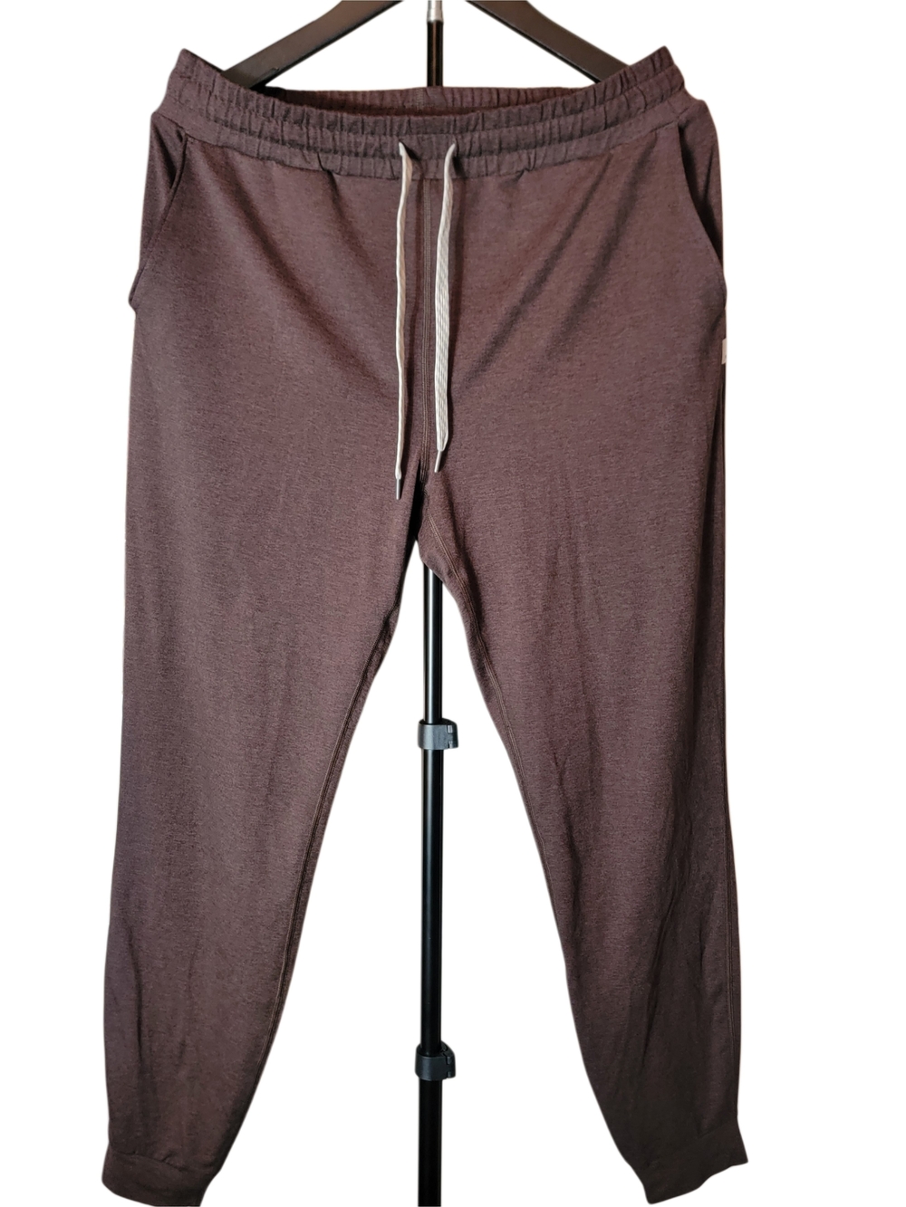 Vuori - Women's Perforkance Joggers - Size Large - Like New